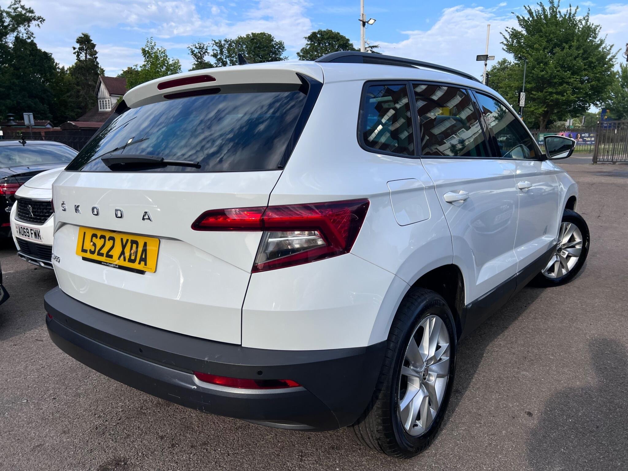 2022 Skoda Karoq thumbnail 10