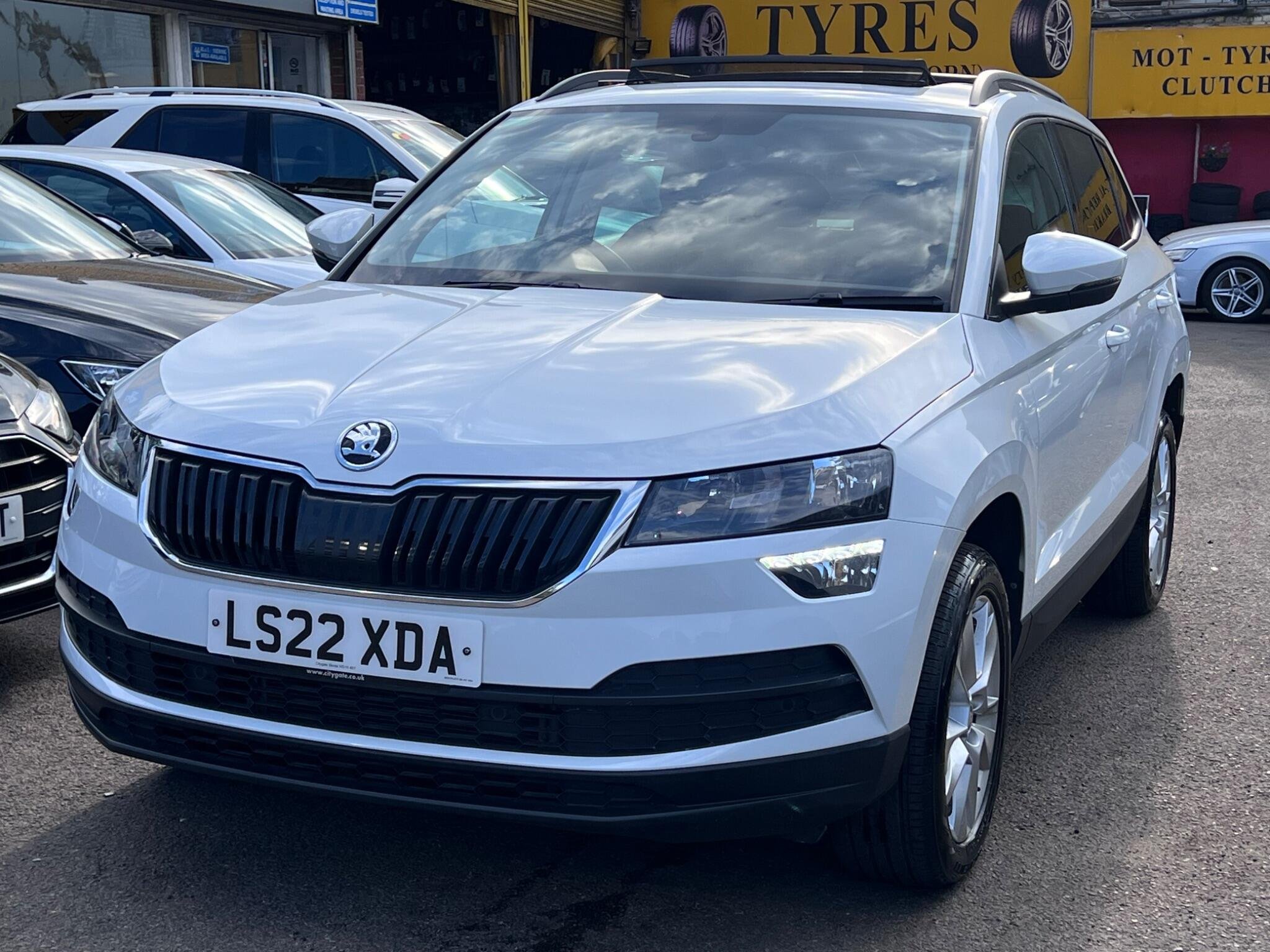 2022 Skoda Karoq thumbnail 6