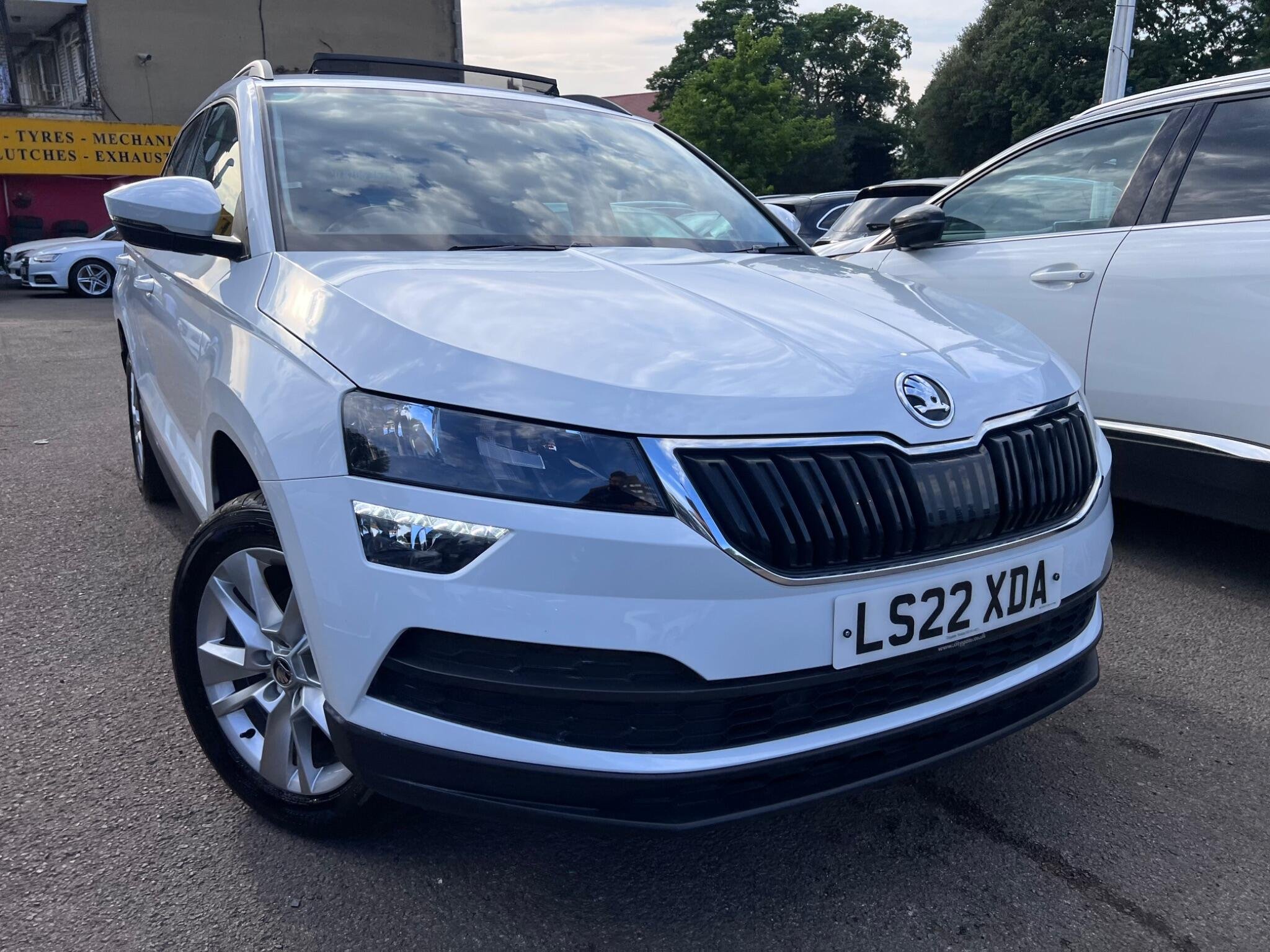 2022 Skoda Karoq thumbnail 5